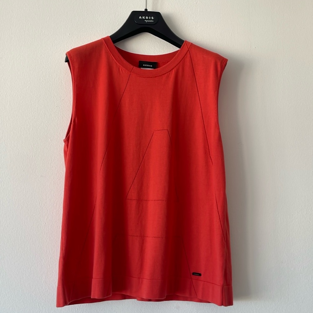 Akris red top (NWT)